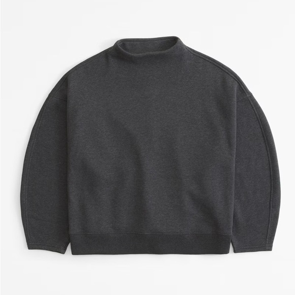 A&F Essential Barrel Mock Crew